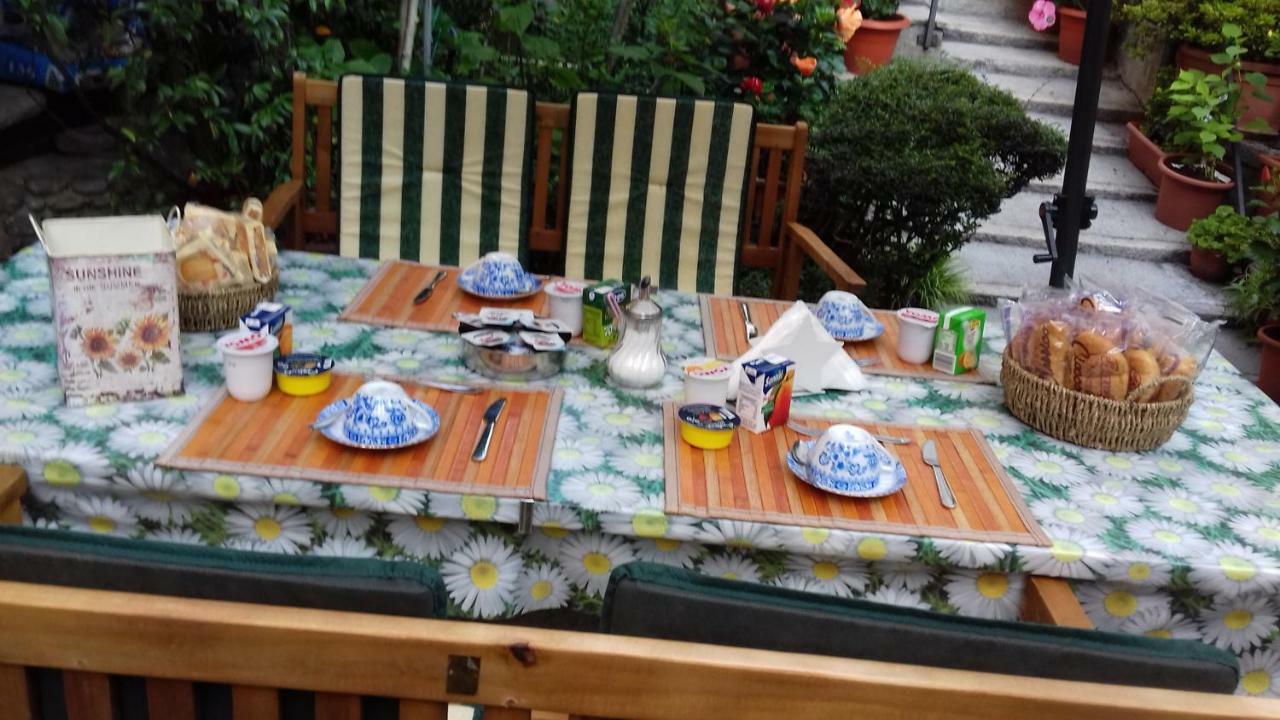 B&B Zia Lina Dongo Εξωτερικό φωτογραφία